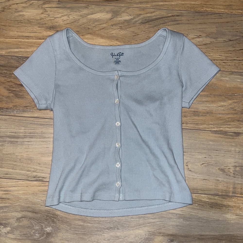 Brandy Melville Zelly Button Up Top